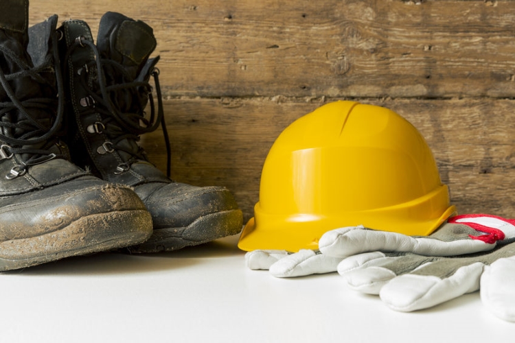 Get the Right Safety Shoes for your Foot Protection Needs